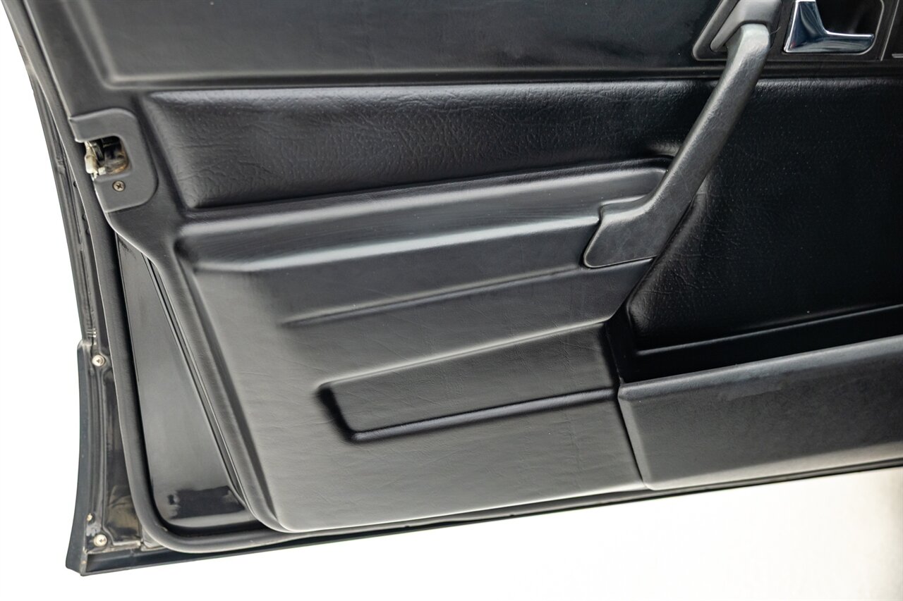 1987 Mercedes-Benz 190 E 2.3-16   - Photo 88 - Springfield, MO 65802