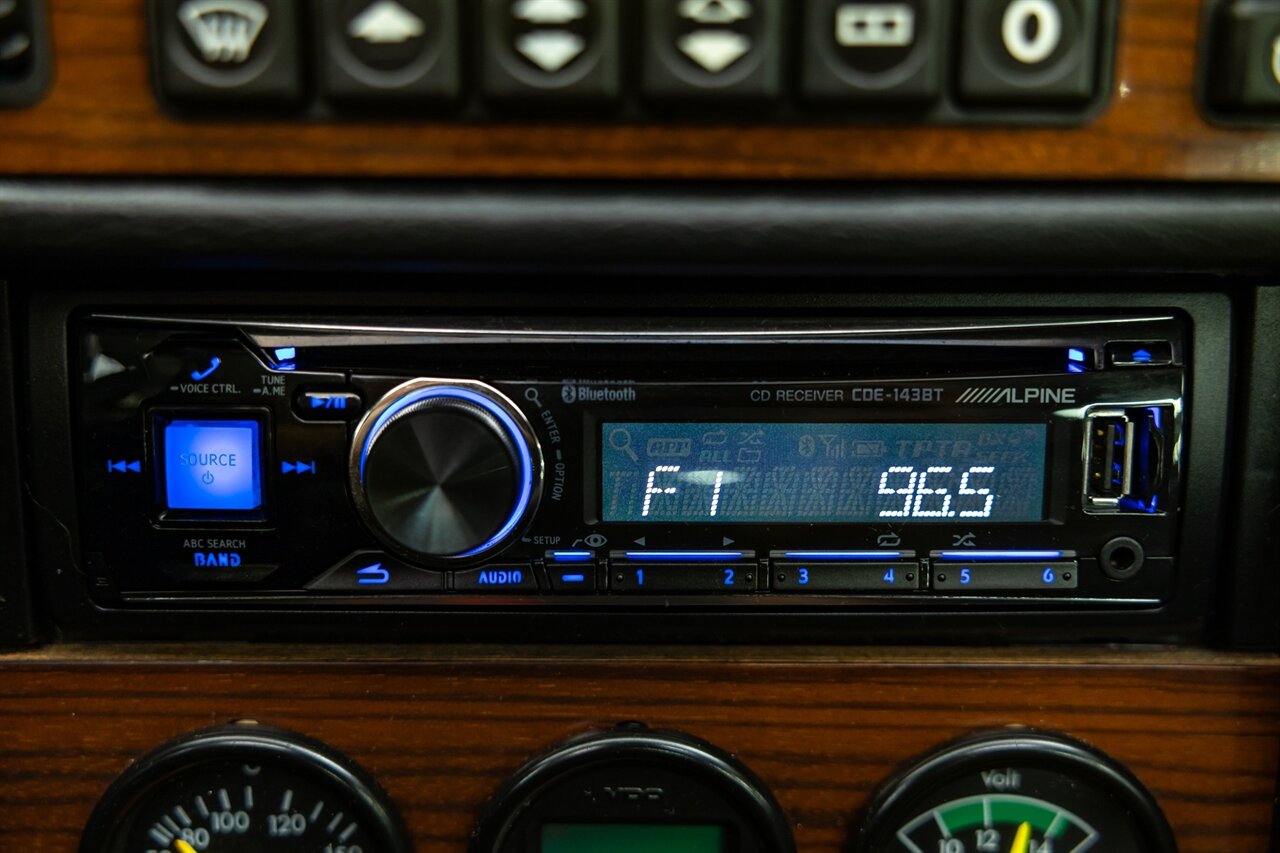 1987 Mercedes-Benz 190 E 2.3-16   - Photo 160 - Springfield, MO 65802