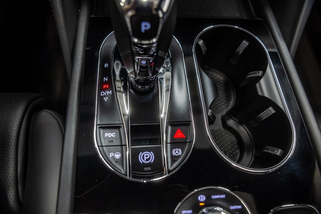 2019 Bentley Bentayga V8 - Photo 31 - Springfield, MO 65802