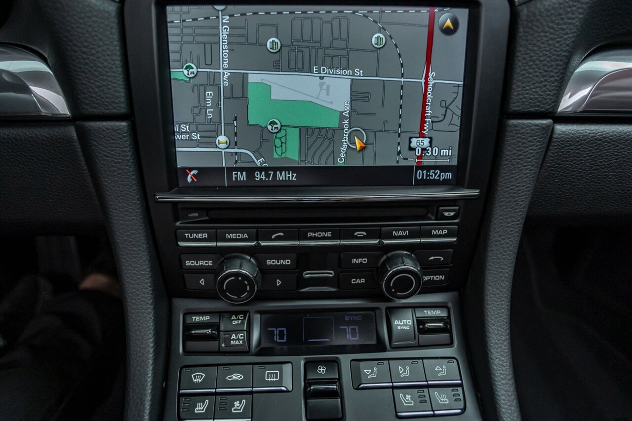 2014 Porsche 911 Carrera S   - Photo 43 - Springfield, MO 65802