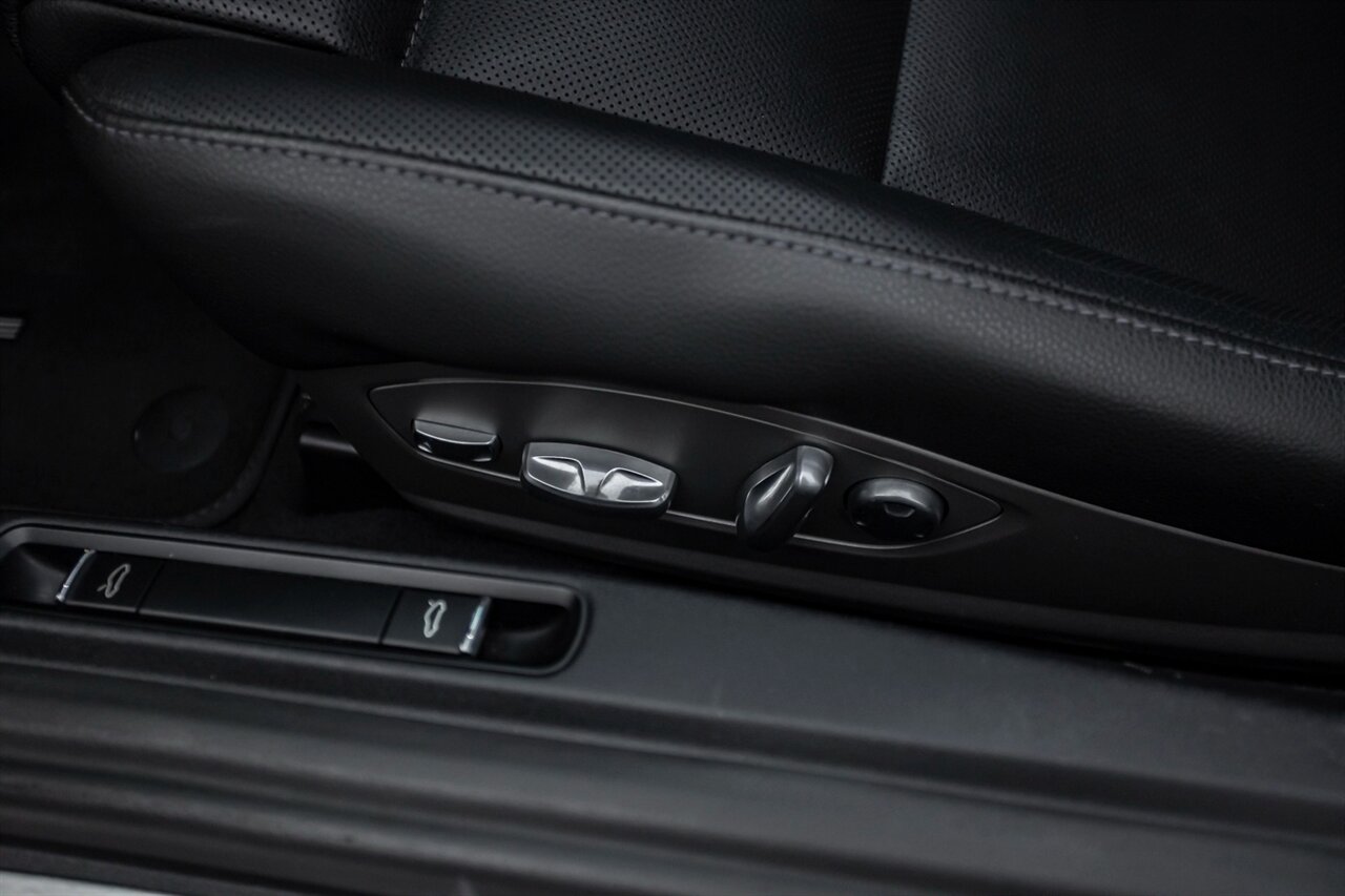 2014 Porsche 911 Carrera S   - Photo 40 - Springfield, MO 65802