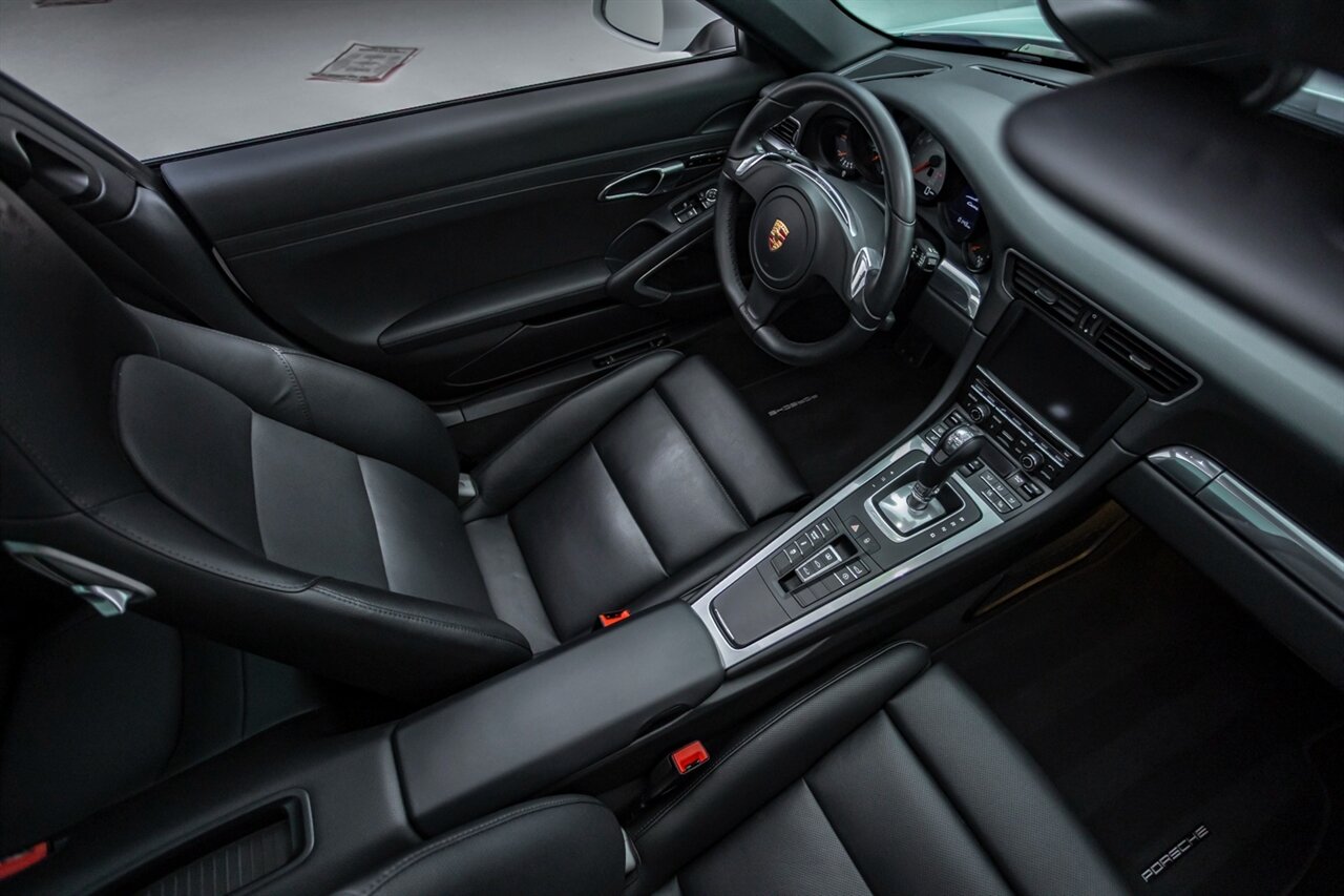 2014 Porsche 911 Carrera S   - Photo 27 - Springfield, MO 65802
