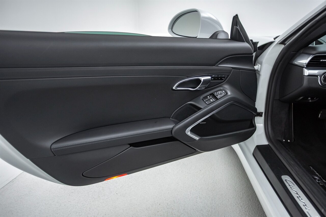 2014 Porsche 911 Carrera S   - Photo 37 - Springfield, MO 65802