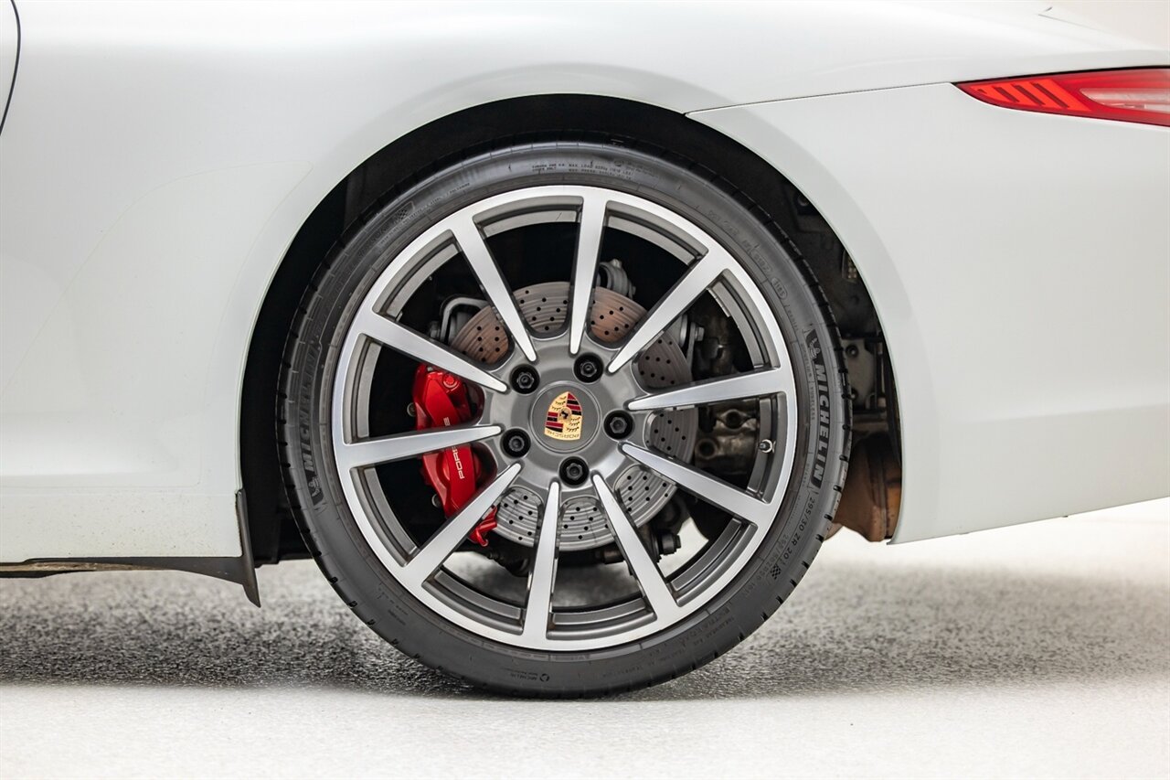 2014 Porsche 911 Carrera S   - Photo 14 - Springfield, MO 65802