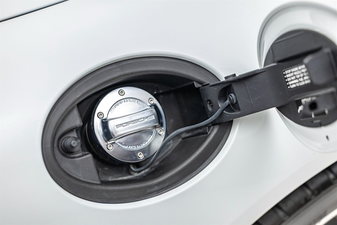 2014 Porsche 911 Carrera S   - Photo 51 - Springfield, MO 65802