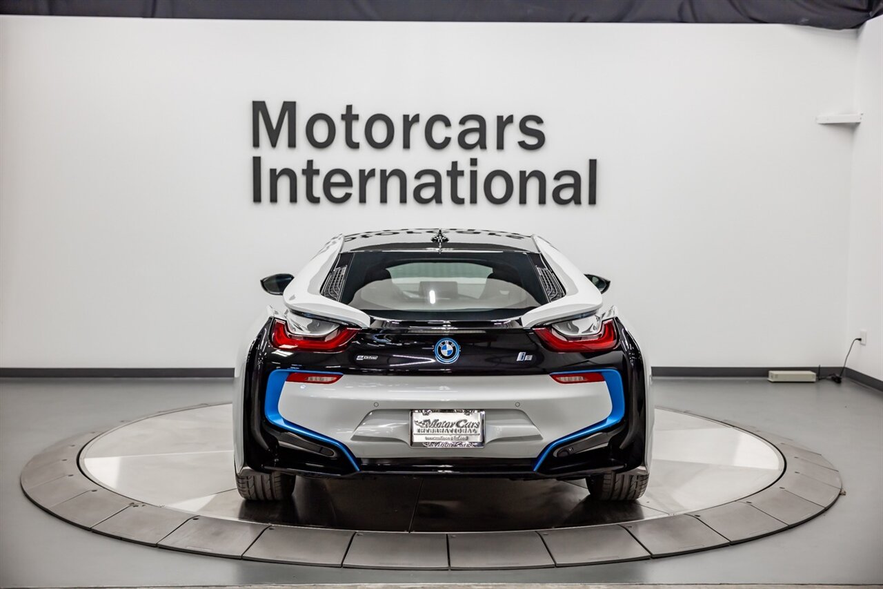 2015 BMW i8 Pure Impulse World   - Photo 5 - Springfield, MO 65802