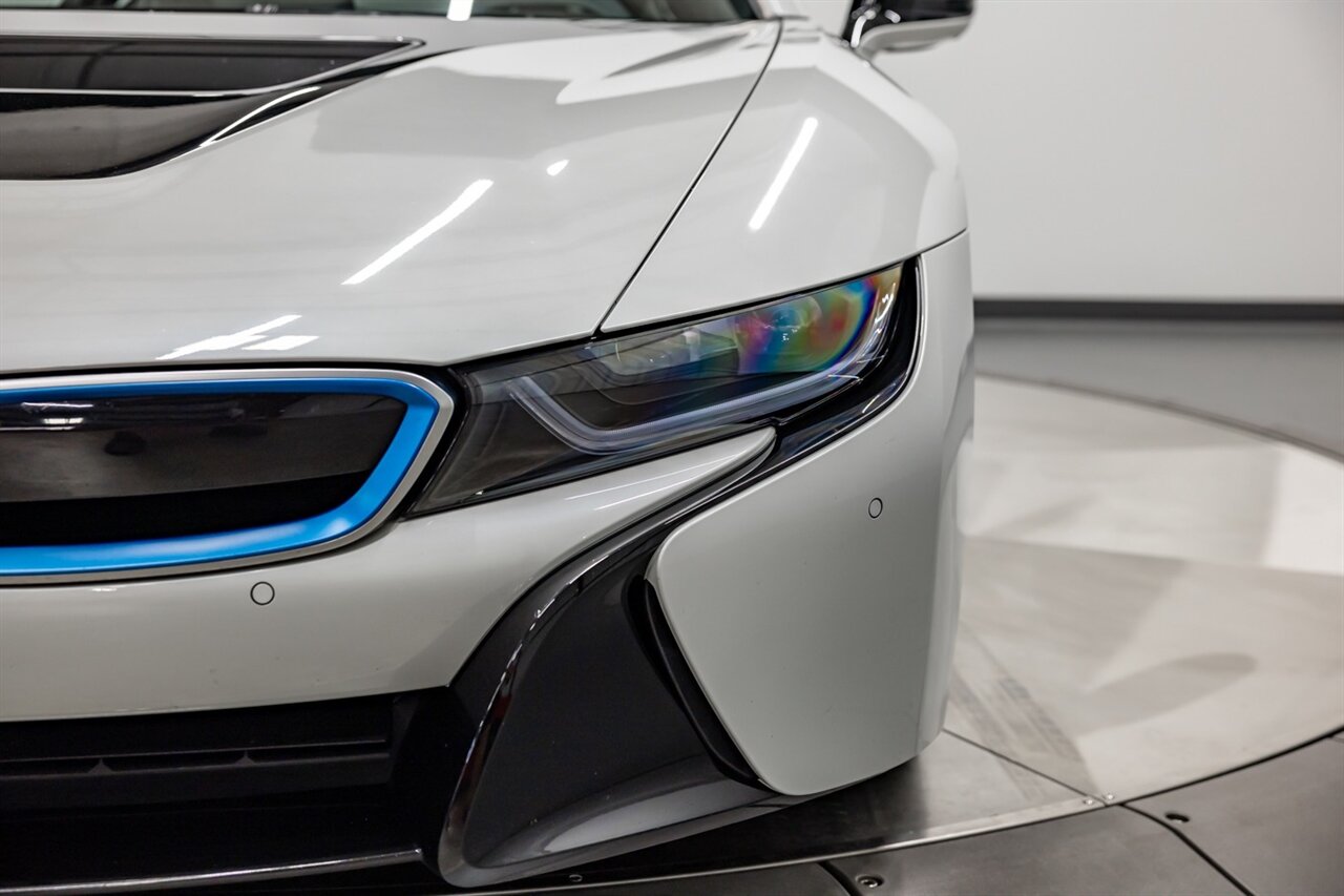 2015 BMW i8 Pure Impulse World   - Photo 18 - Springfield, MO 65802