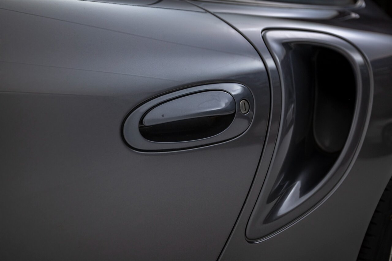 2002 Porsche 911 Turbo   - Photo 12 - Springfield, MO 65802