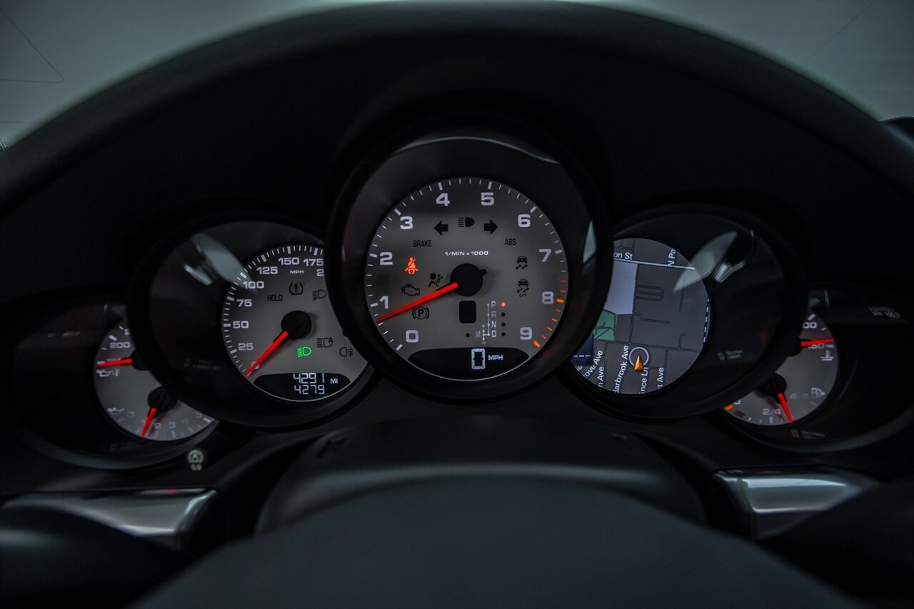 2016 Porsche 911 Carrera S   - Photo 52 - Springfield, MO 65802