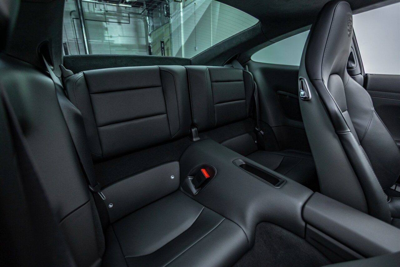 2016 Porsche 911 Carrera S   - Photo 43 - Springfield, MO 65802