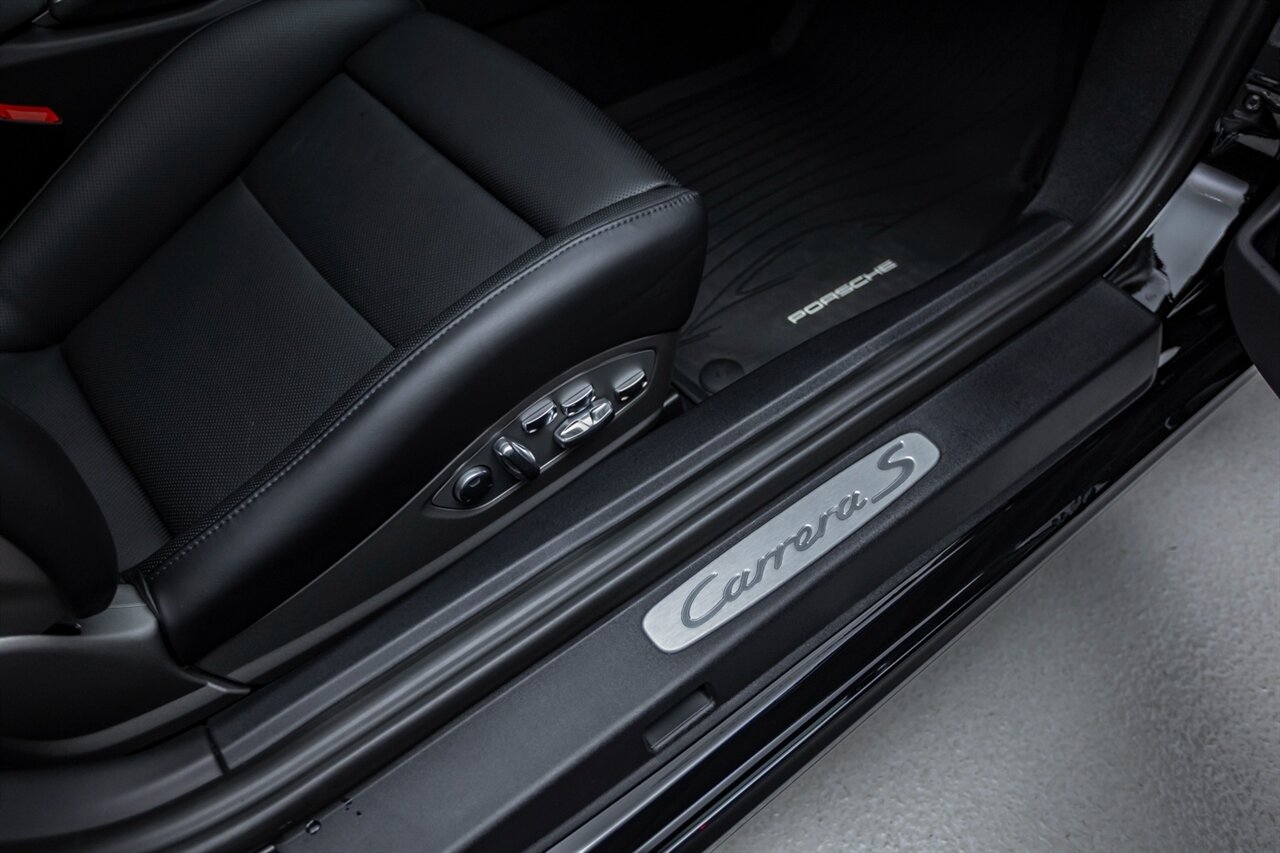 2016 Porsche 911 Carrera S   - Photo 41 - Springfield, MO 65802