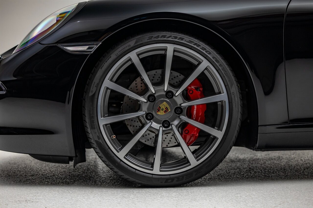 2016 Porsche 911 Carrera S   - Photo 16 - Springfield, MO 65802