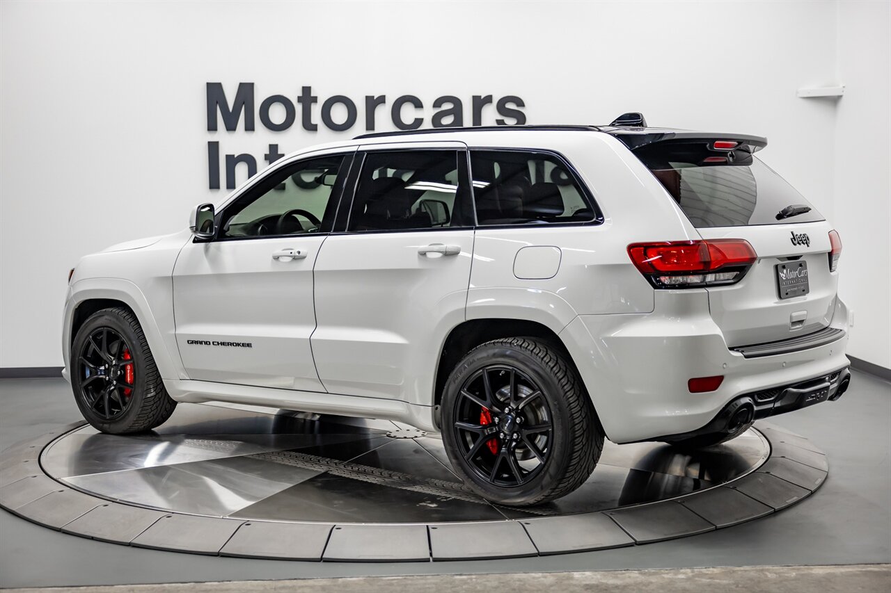 2016 Jeep Grand Cherokee SRT   - Photo 4 - Springfield, MO 65802