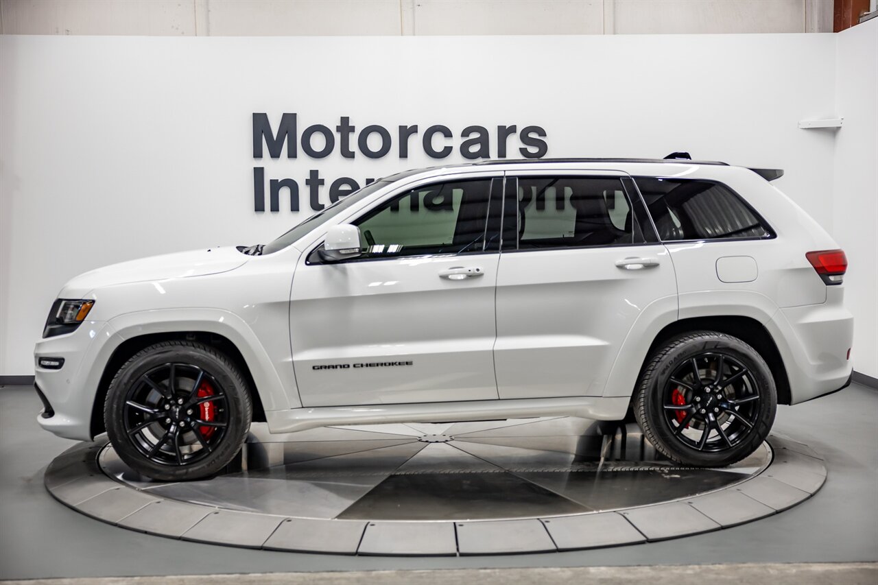 2016 Jeep Grand Cherokee SRT   - Photo 3 - Springfield, MO 65802