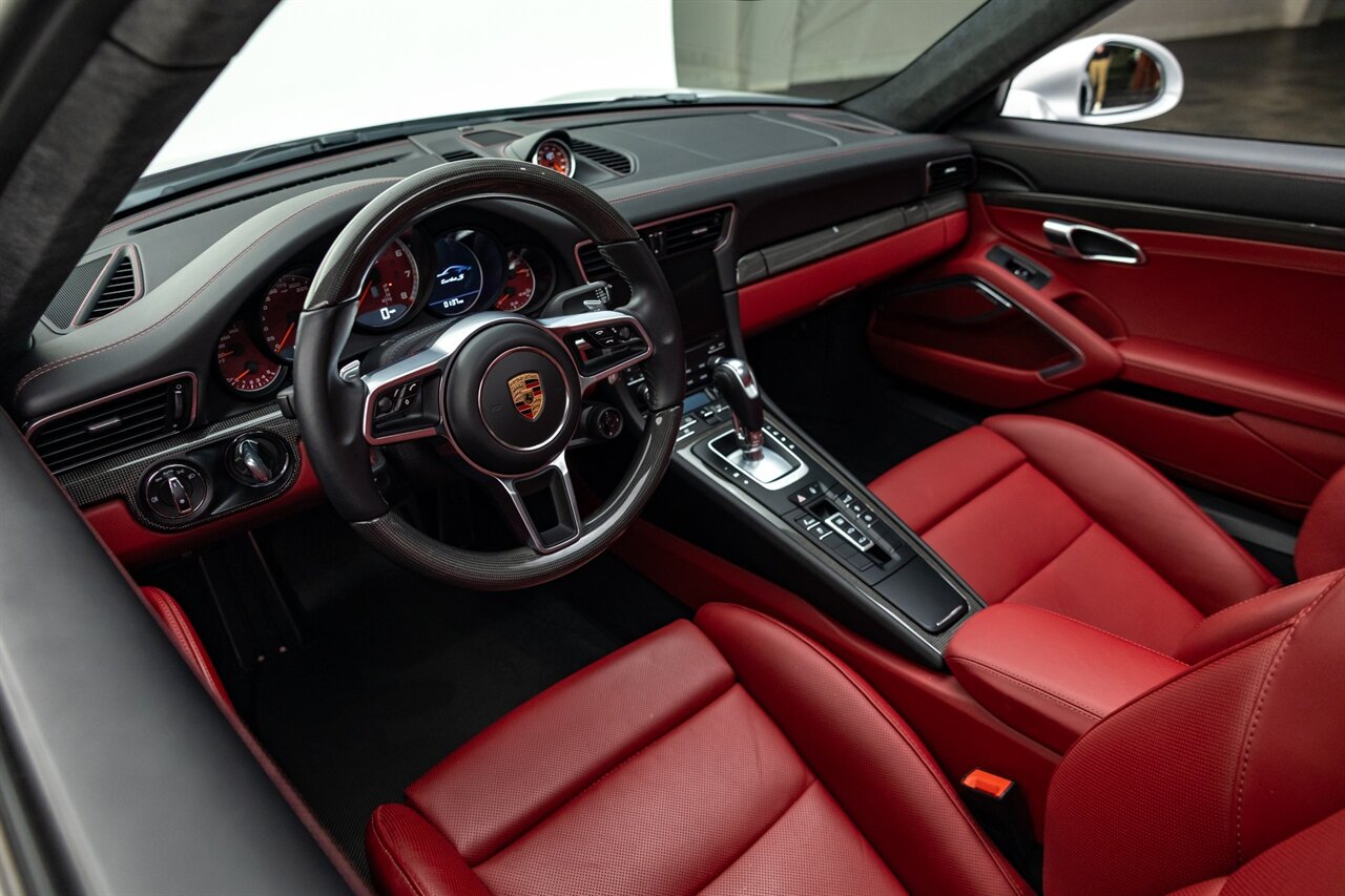 2017 Porsche 911 Turbo S - Photo 36 - Springfield, MO 65802