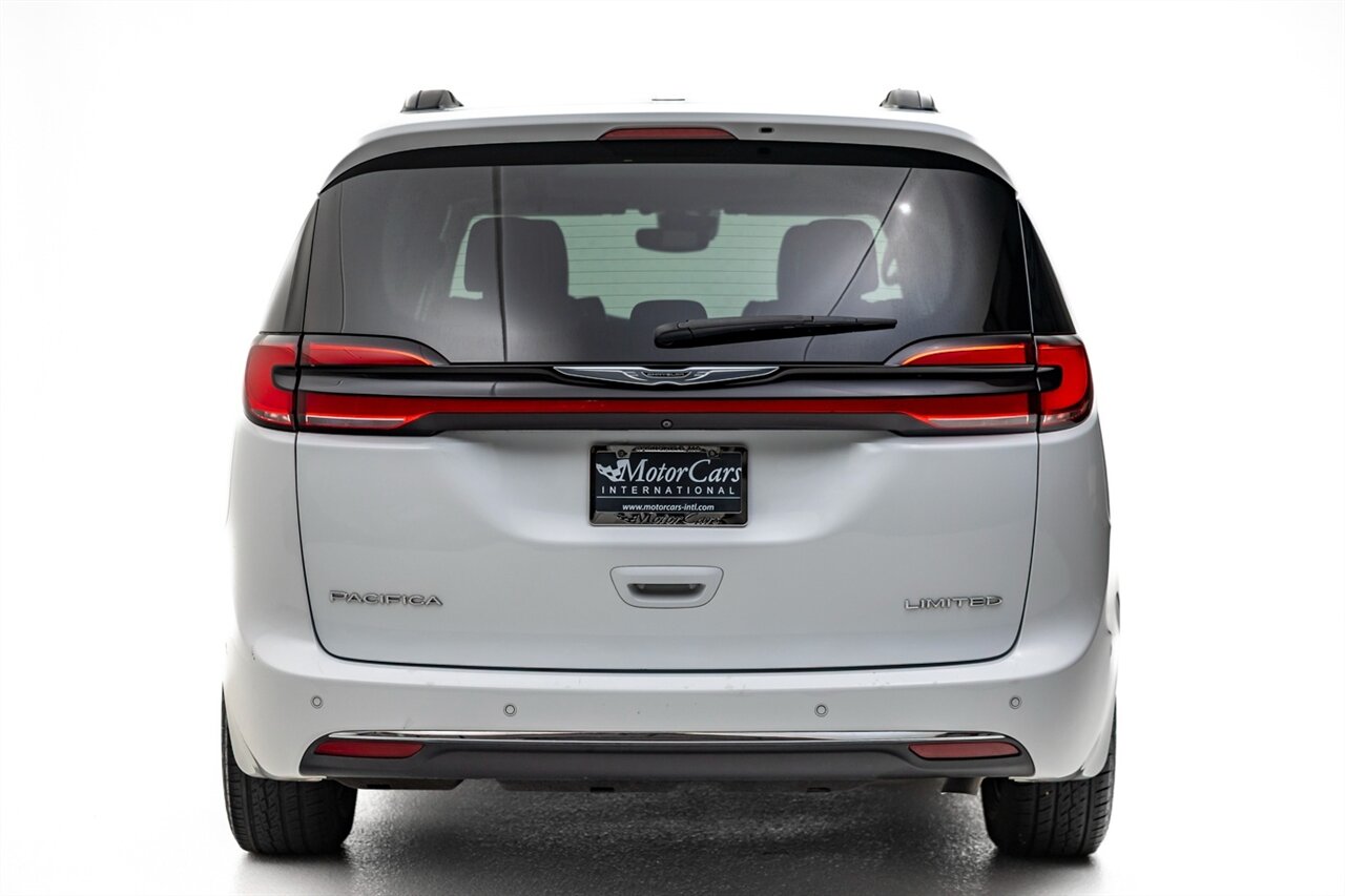 2022 Chrysler Pacifica Limited   - Photo 14 - Springfield, MO 65802