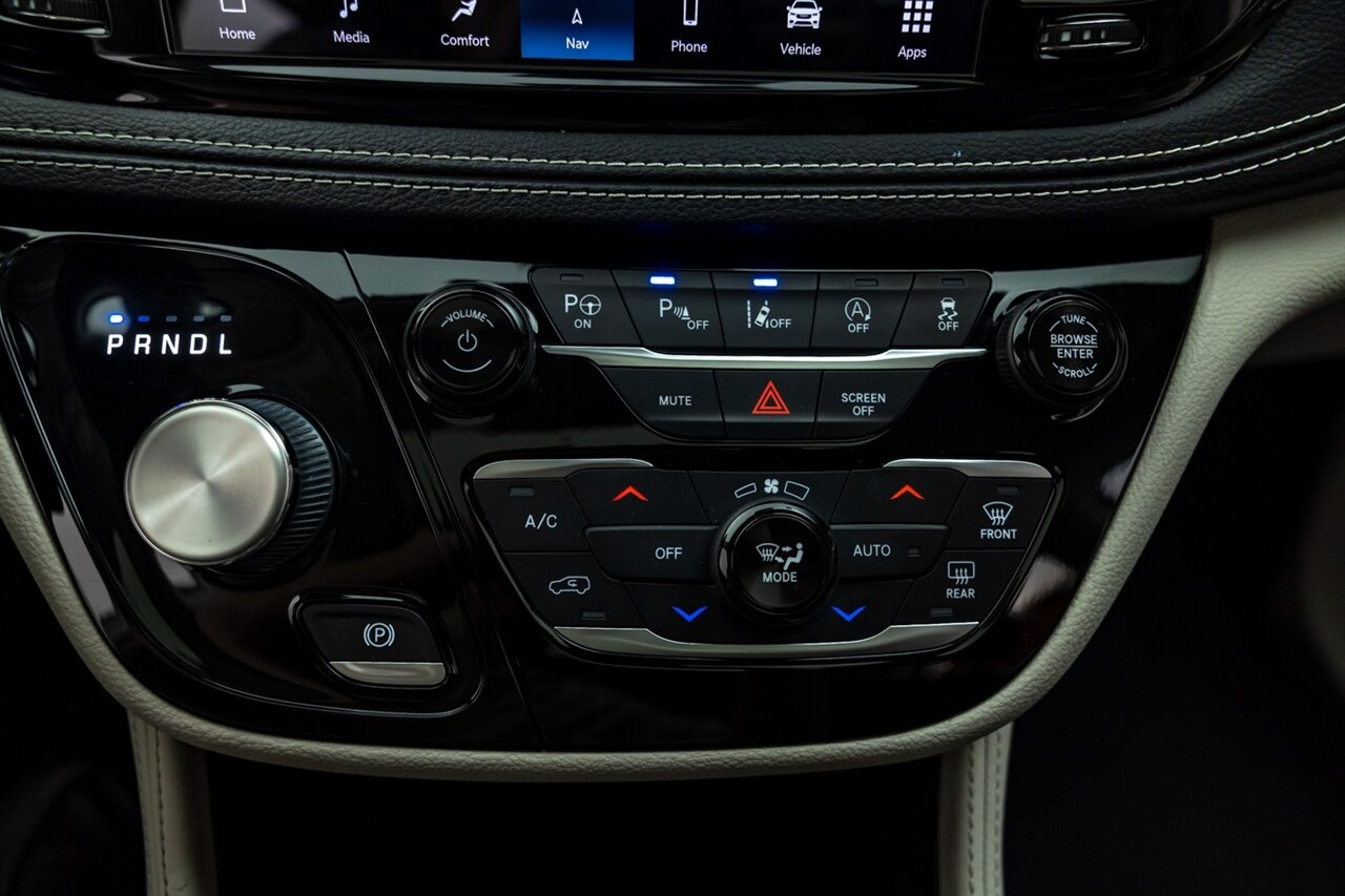 2022 Chrysler Pacifica Limited   - Photo 44 - Springfield, MO 65802