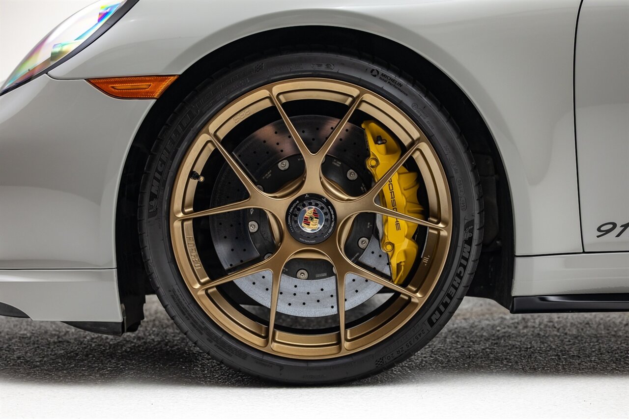 2018 Porsche 911 Turbo S   - Photo 11 - Springfield, MO 65802