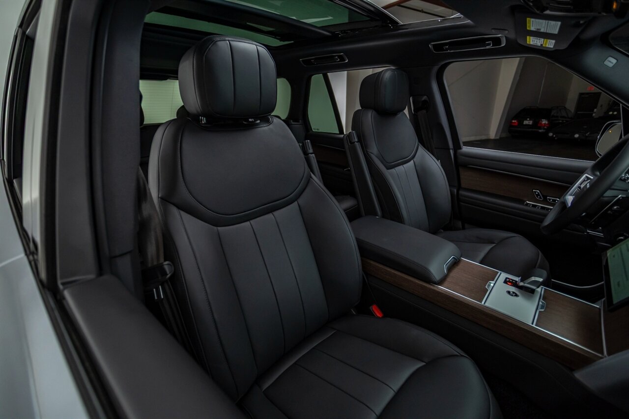 2025 Land Rover Range Rover P530 SE   - Photo 26 - Springfield, MO 65802