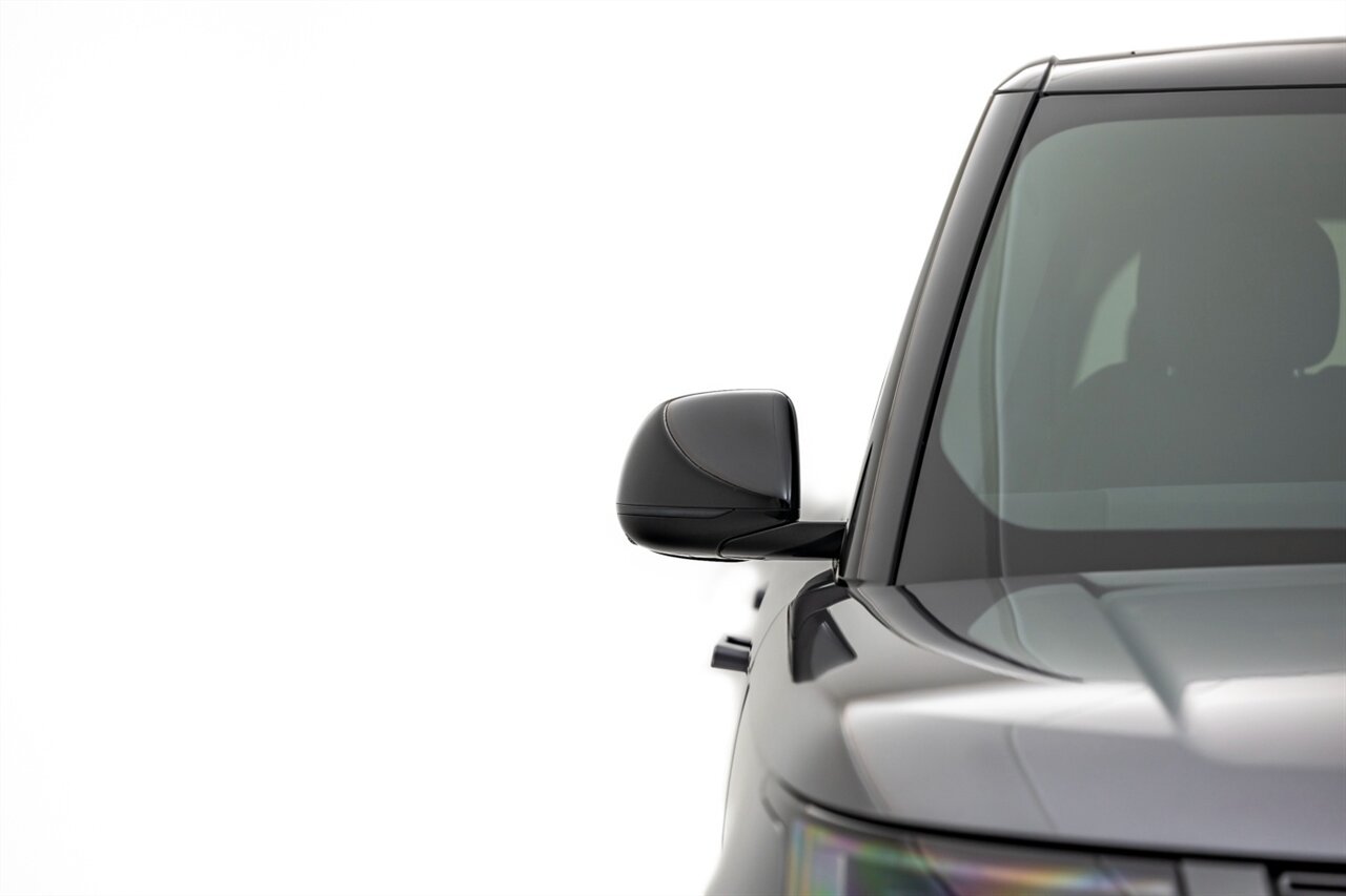 2025 Land Rover Range Rover P530 SE   - Photo 4 - Springfield, MO 65802