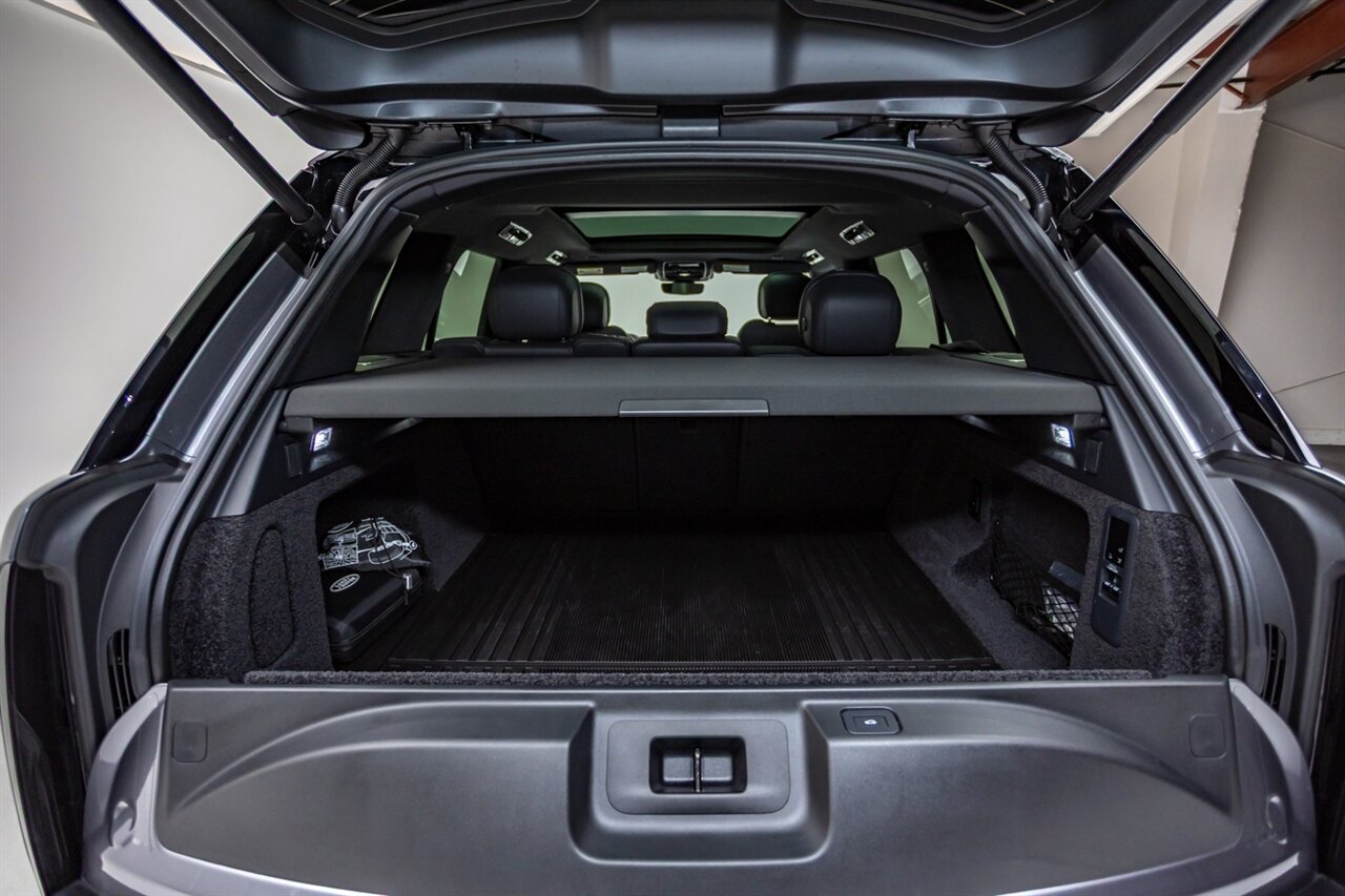 2025 Land Rover Range Rover P530 SE   - Photo 55 - Springfield, MO 65802