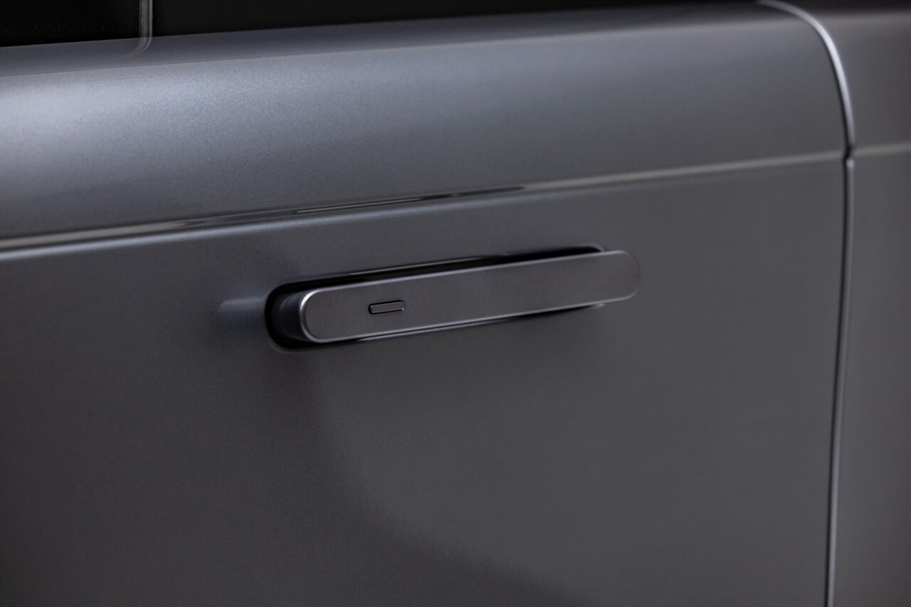 2025 Land Rover Range Rover P530 SE   - Photo 13 - Springfield, MO 65802