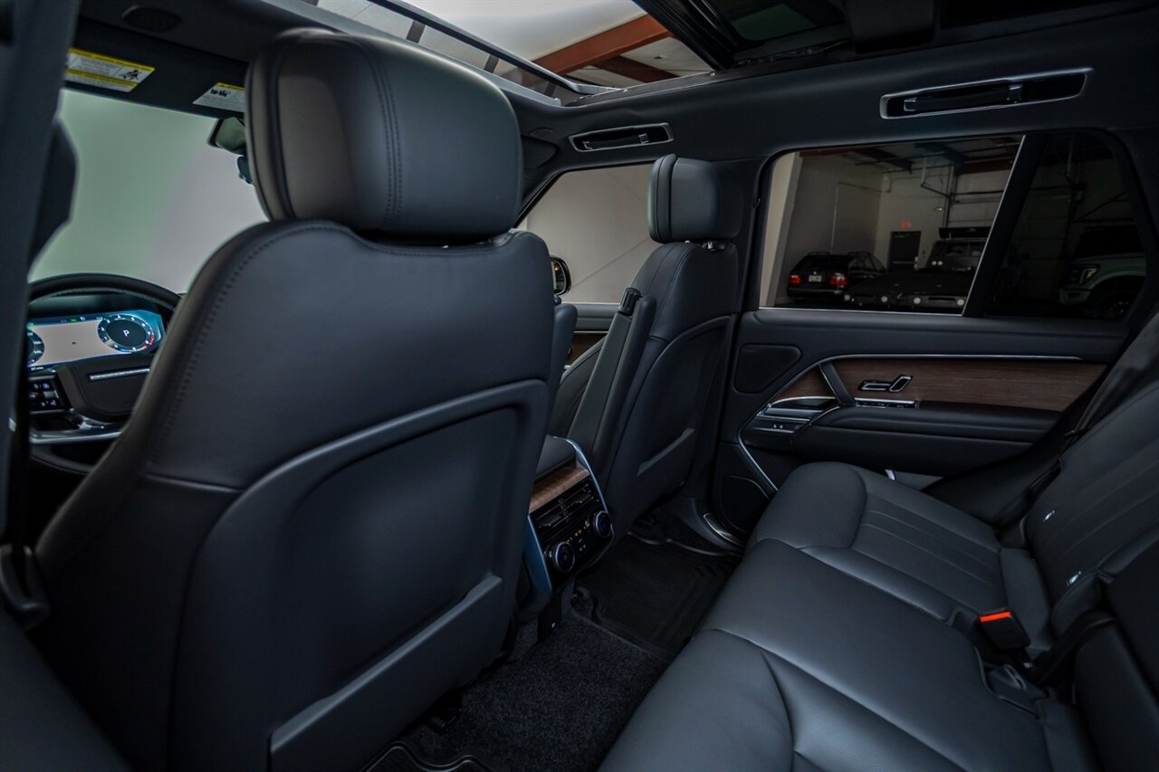 2025 Land Rover Range Rover P530 SE   - Photo 45 - Springfield, MO 65802