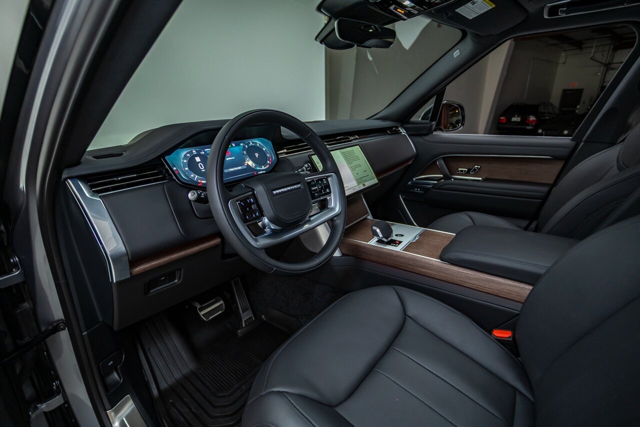 2025 Land Rover Range Rover P530 SE   - Photo 40 - Springfield, MO 65802