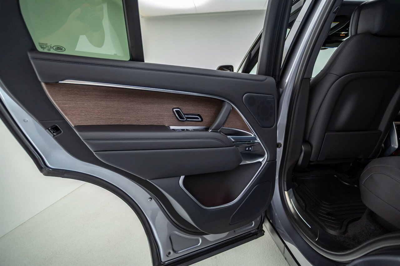 2025 Land Rover Range Rover P530 SE   - Photo 47 - Springfield, MO 65802