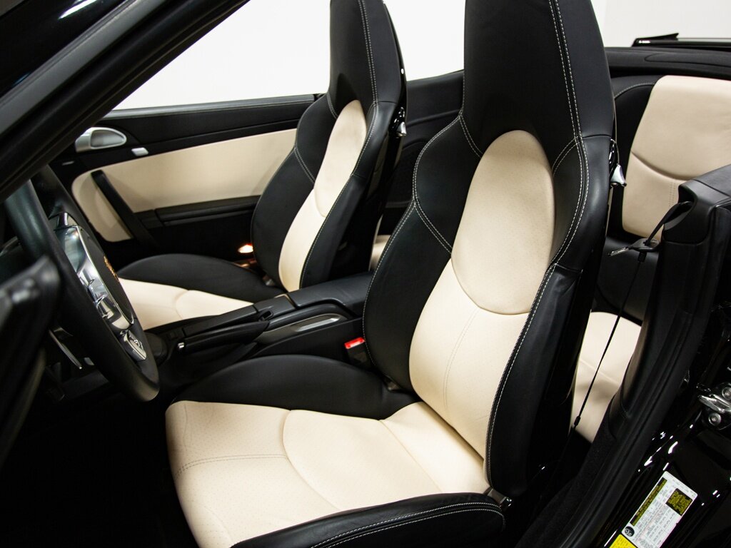 2012 Porsche 911 Turbo S   - Photo 16 - Springfield, MO 65802