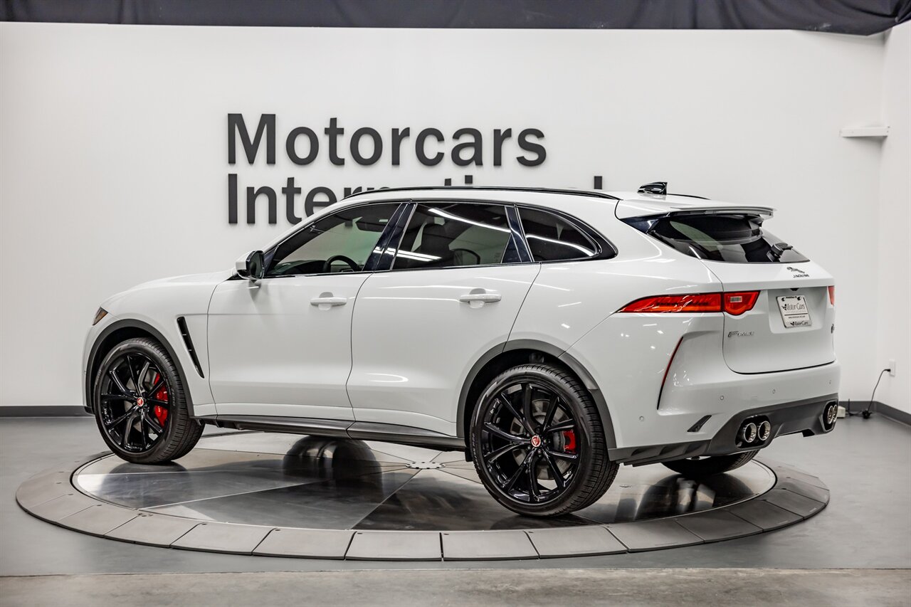 2020 Jaguar F-PACE SVR   - Photo 4 - Springfield, MO 65802