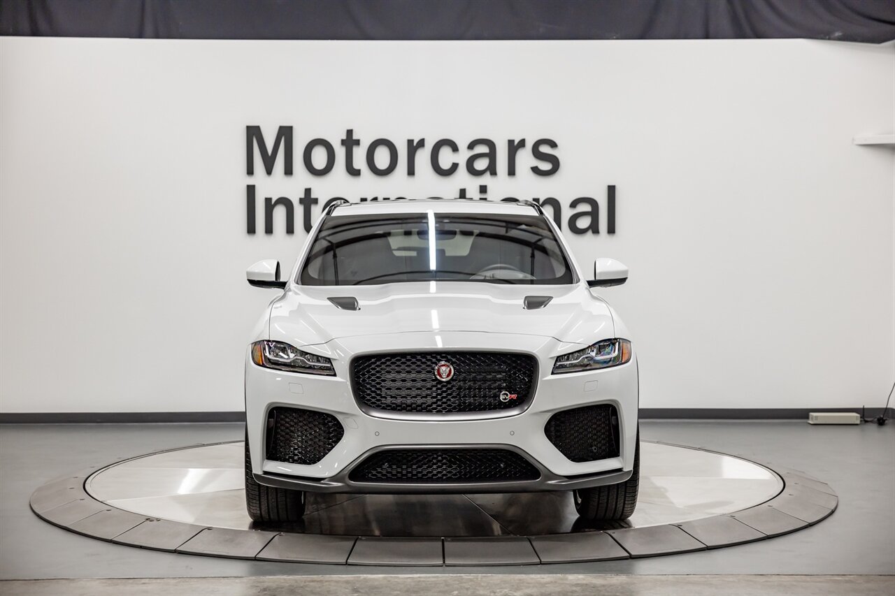 2020 Jaguar F-PACE SVR   - Photo 9 - Springfield, MO 65802