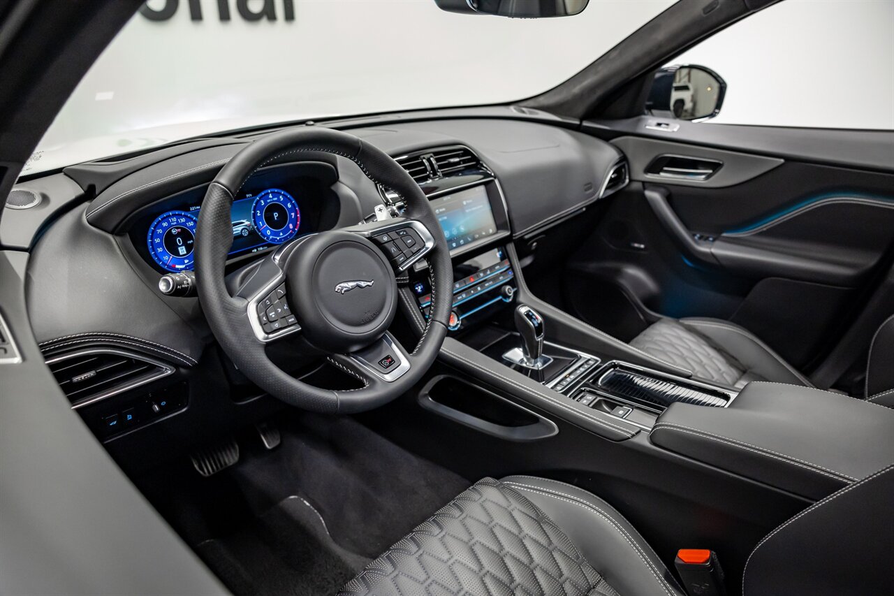 2020 Jaguar F-PACE SVR   - Photo 29 - Springfield, MO 65802