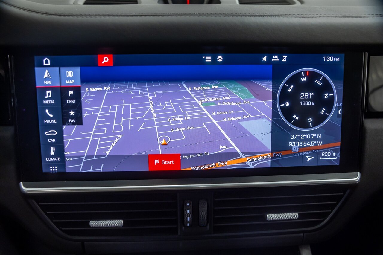 2019 Porsche Cayenne Turbo   - Photo 21 - Springfield, MO 65802