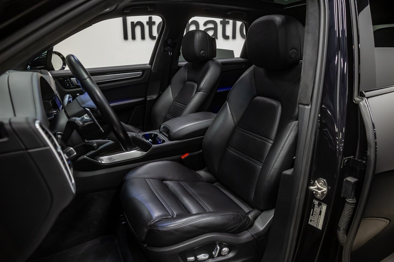 2019 Porsche Cayenne Turbo   - Photo 42 - Springfield, MO 65802
