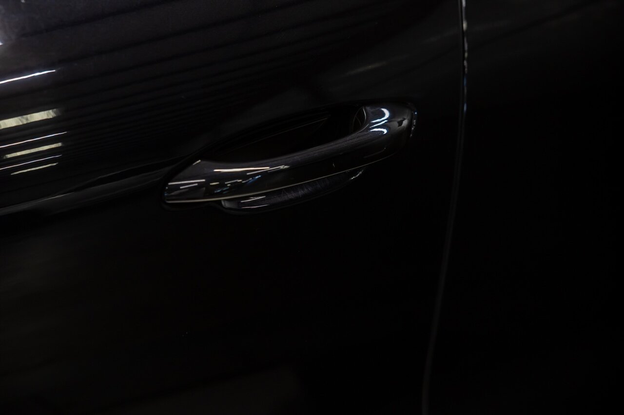 2019 Porsche Cayenne Turbo   - Photo 16 - Springfield, MO 65802