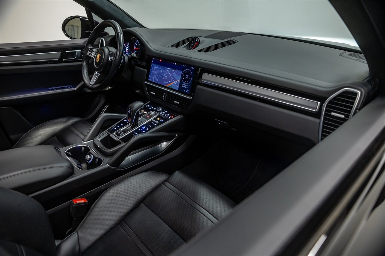 2019 Porsche Cayenne Turbo   - Photo 49 - Springfield, MO 65802