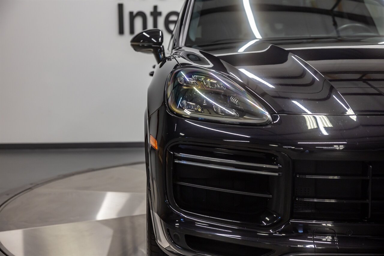 2019 Porsche Cayenne Turbo   - Photo 11 - Springfield, MO 65802