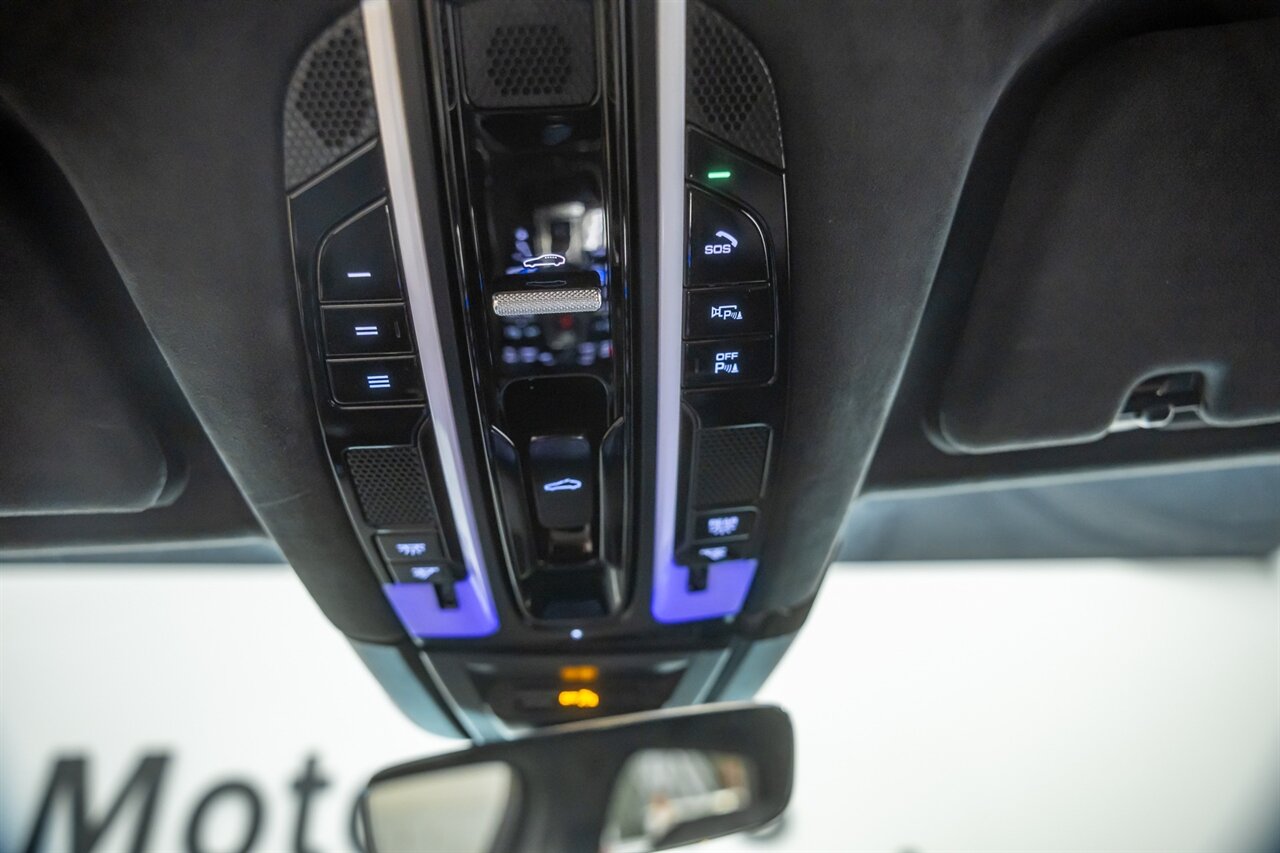 2019 Porsche Cayenne Turbo   - Photo 25 - Springfield, MO 65802