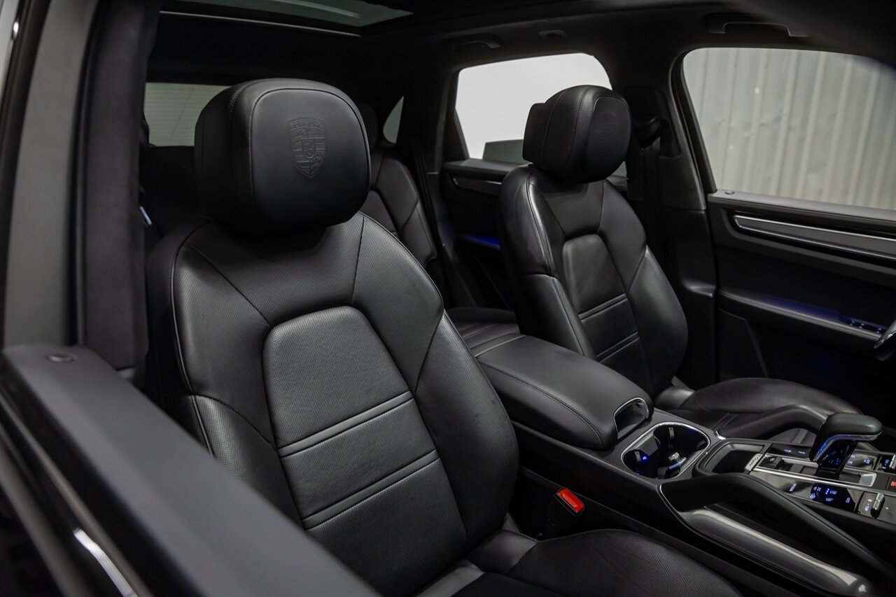 2019 Porsche Cayenne Turbo   - Photo 45 - Springfield, MO 65802
