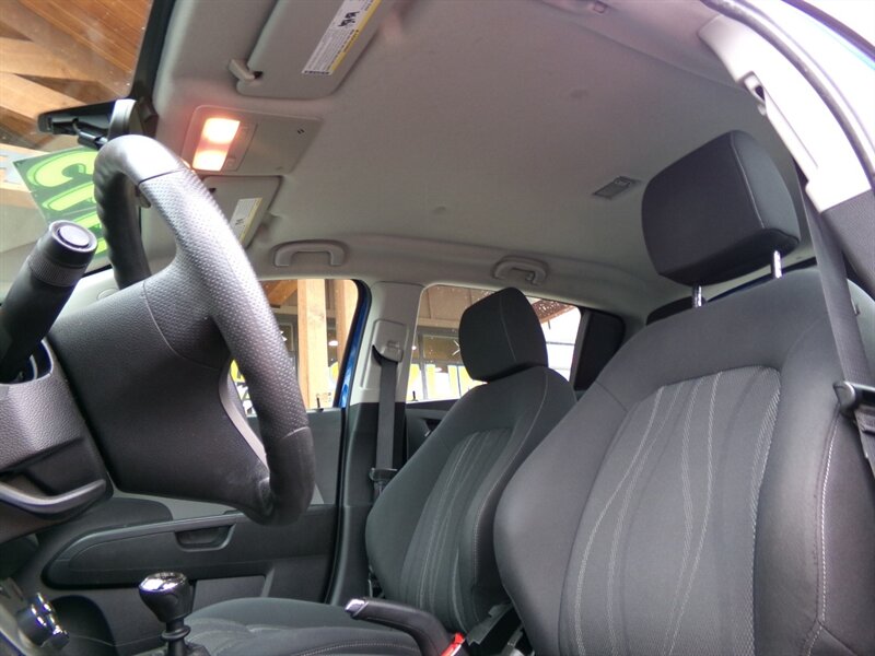2016 Chevrolet Sonic LT - Photo 14