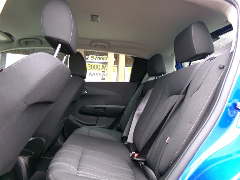 2016 Chevrolet Sonic LT - Photo 17