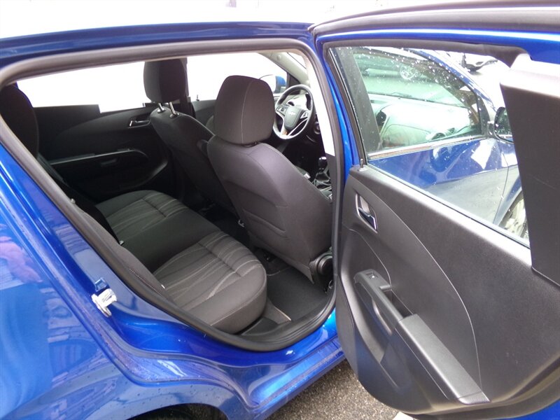 2016 Chevrolet Sonic LT - Photo 22