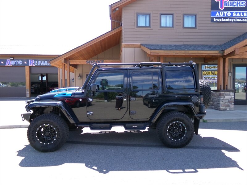 2013 Jeep Wrangler Sahara  