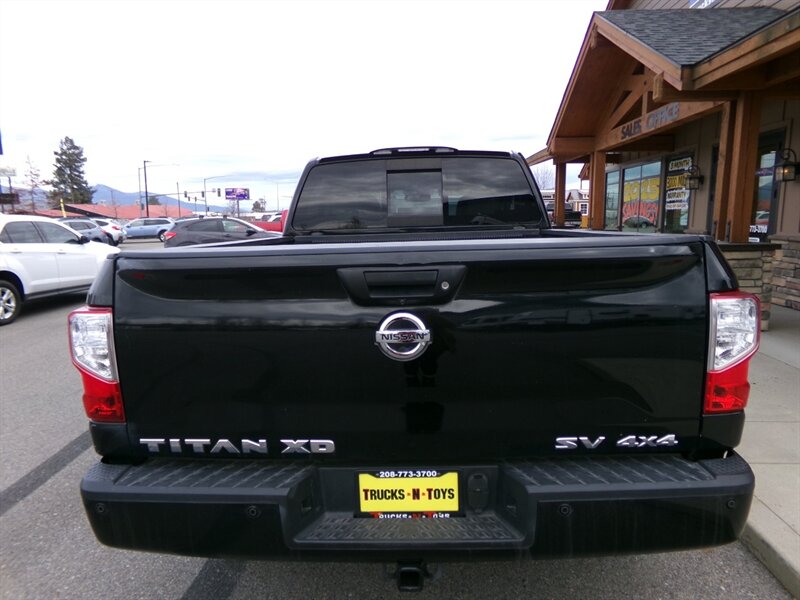 2017 Nissan Titan XD SV - Photo 6