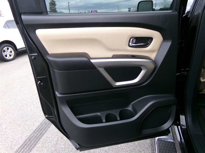 2017 Nissan Titan XD SV - Photo 18