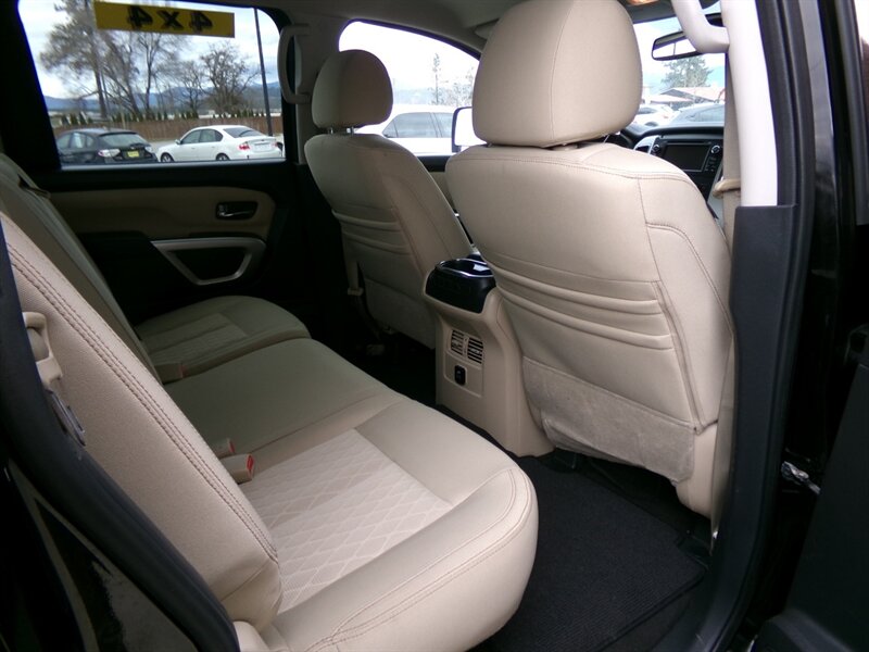2017 Nissan Titan XD SV - Photo 24