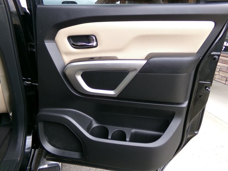 2017 Nissan Titan XD SV - Photo 22
