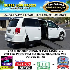 2019 Dodge Grand Caravan SXT Wheelchair Van - Photo 3 - Laguna Hills, CA 92653