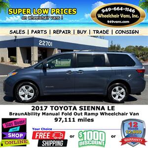 2017 Toyota Sienna LE Wheelchair Van   - Photo 12 - Laguna Hills, CA 92653